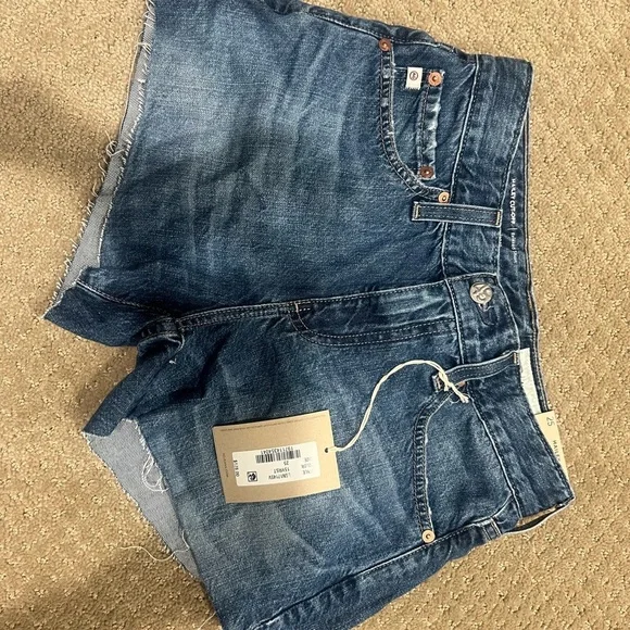AG Adriano Goldschmied Hailey Cut-Off Denim Shorts NWT Size 25 – Vintage Wash - Picture 7 of 8